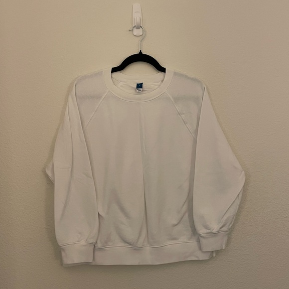 ✨MOVING SALE✨ Old Navy White Crewneck Sweatshirt - Picture 1 of 4
